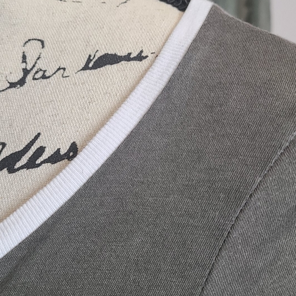 Ed Hardy extra long tee with logo and crystals Med - Picture 7 of 16